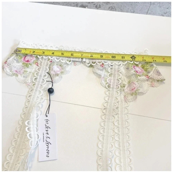 NWT For Love and Lemons Trellis Rose Garter Belt M - Picture 5 of 10